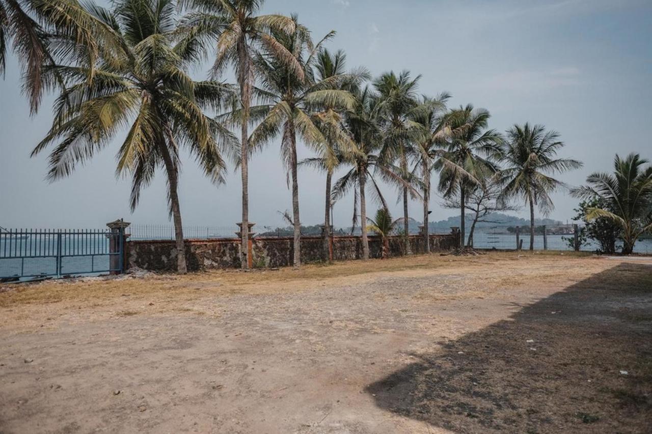 Reddoorz Plus Near Pelabuhan Merak Cilegon Kültér fotó
